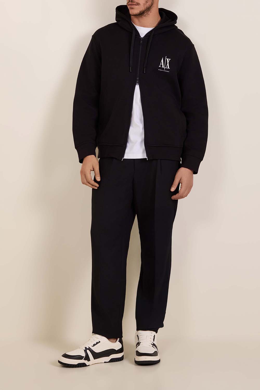 סווטשירט קפוצ'ון